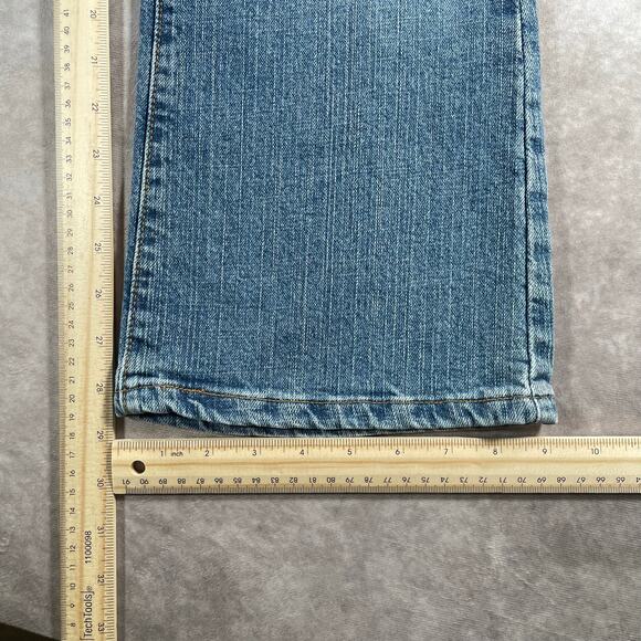 Women’s Levi’s 515 Bootcut Medium Wash Denim Jeans - Picture 8 of 10